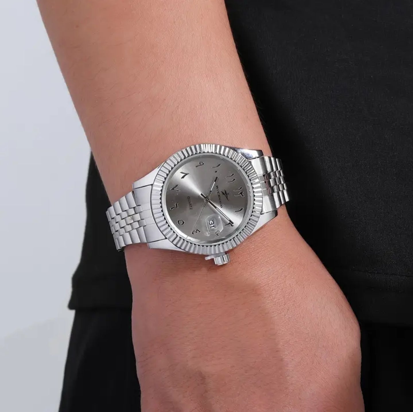 Classic Quartz Arabic Numerals Dial Men's Stainless Steel Watch