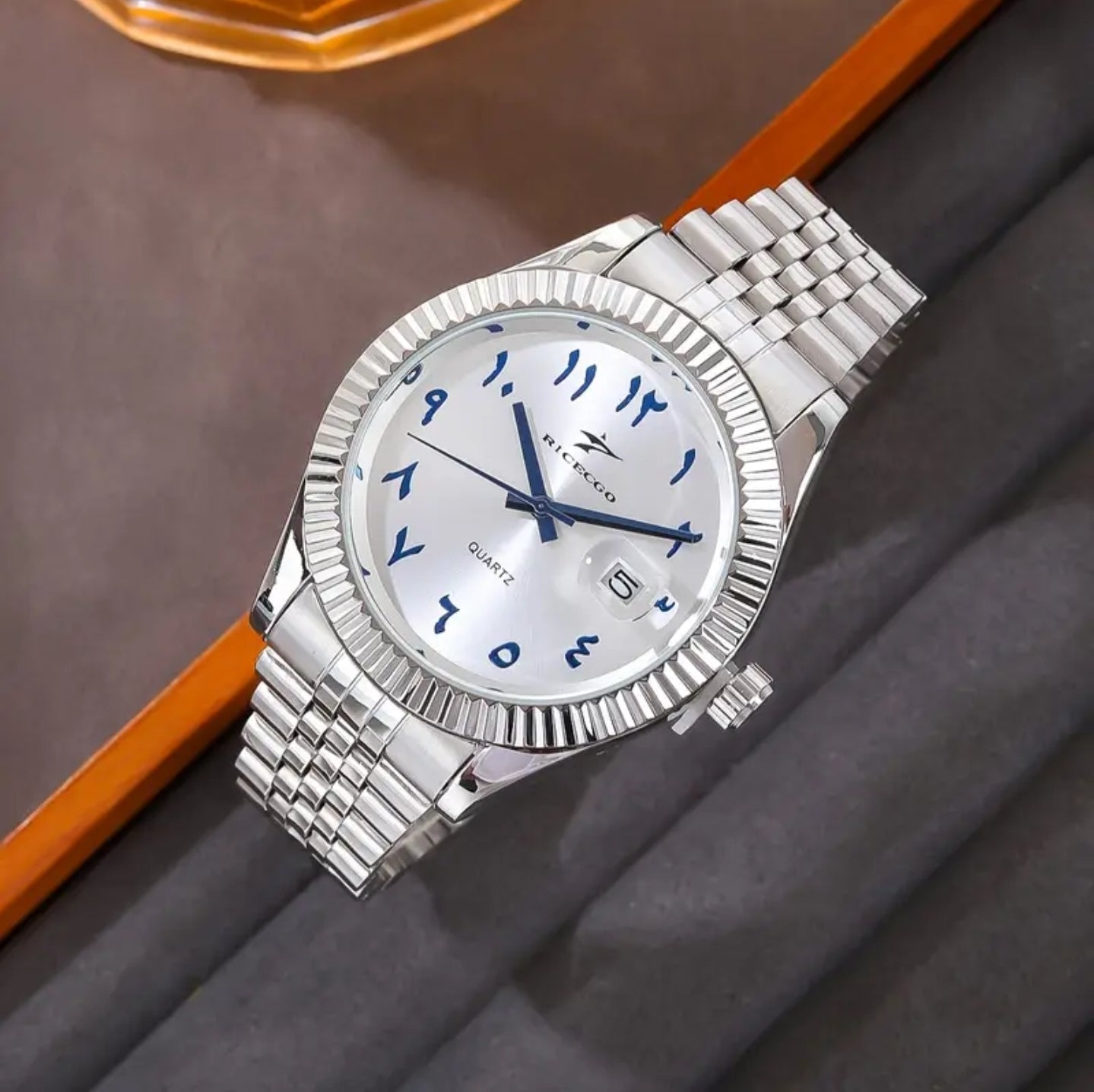 Classic Quartz Arabic Numerals Dial Men's Stainless Steel Watch