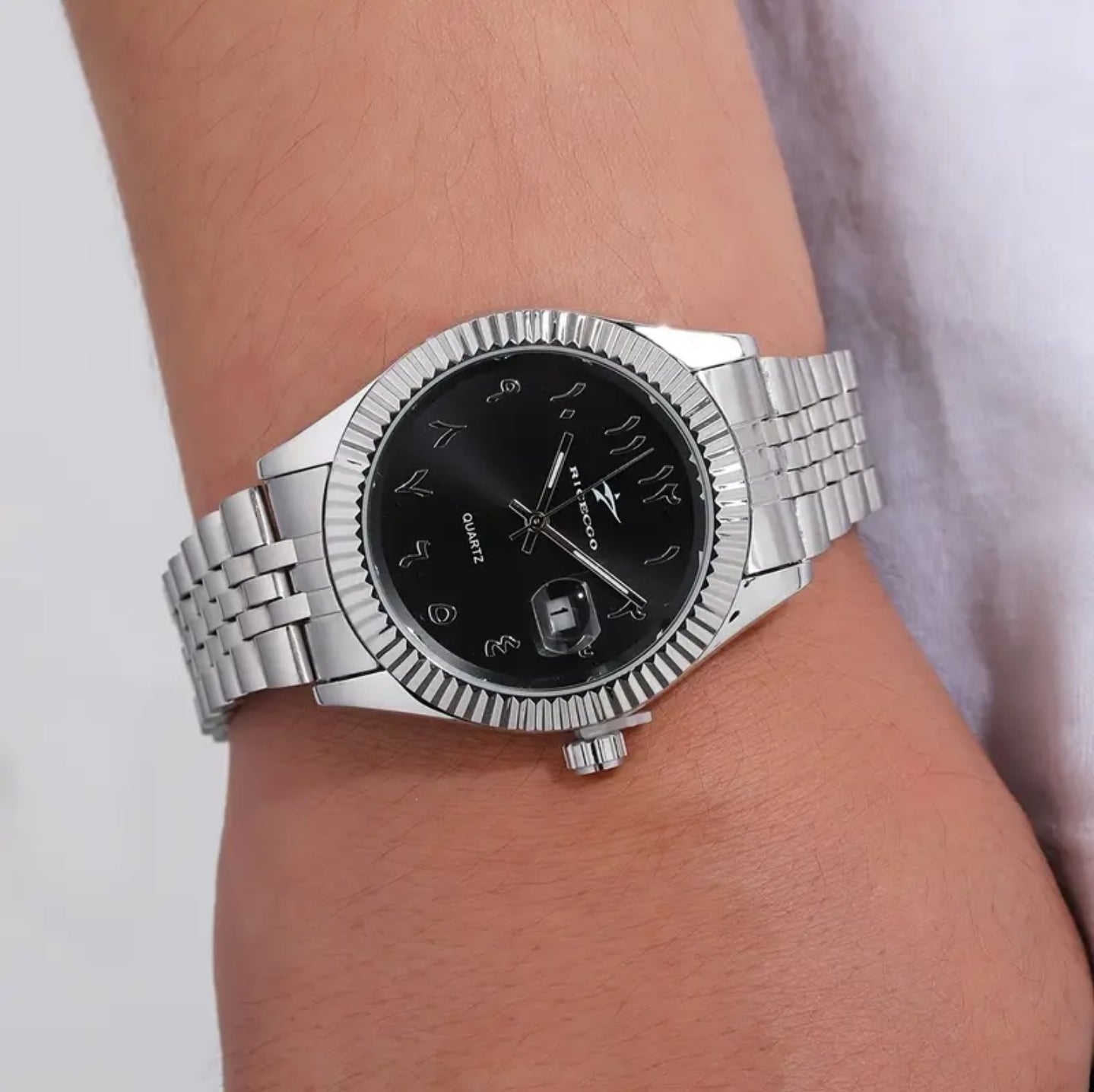 Classic Quartz Arabic Numerals Dial Men's Stainless Steel Watch