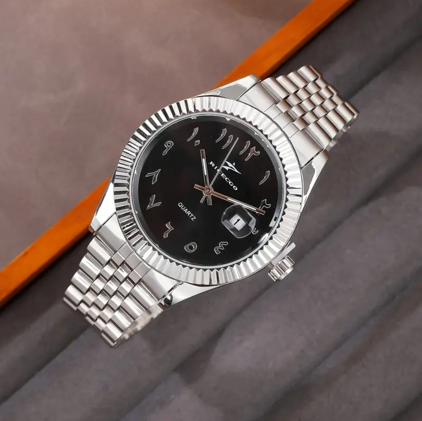 Classic Quartz Arabic Numerals Dial Men's Stainless Steel Watch